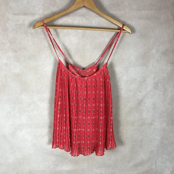 HOLLISTER Floral Pleated Tank Top NWOT XS - Picture 7 of 10